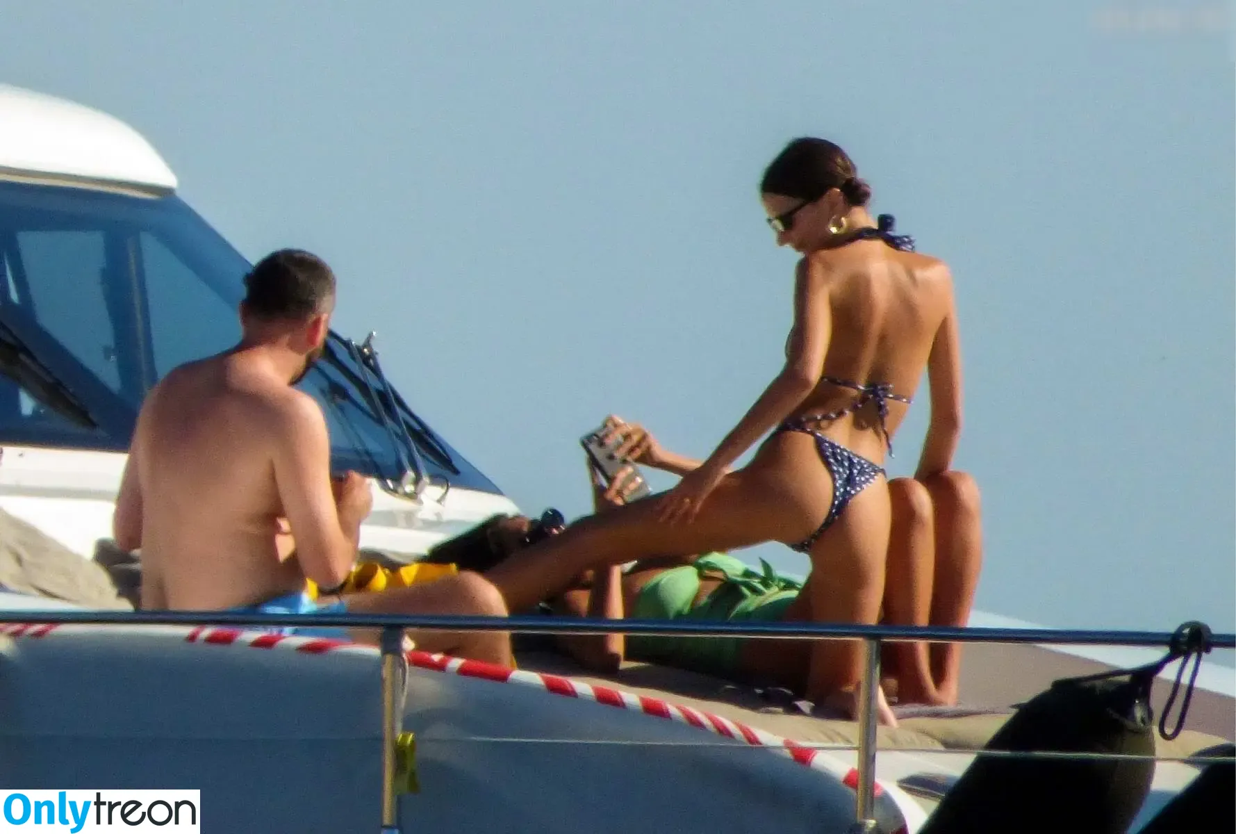 Gigi Hadid nude photo #0811 (GiGiHadid / aaliyahhadid)