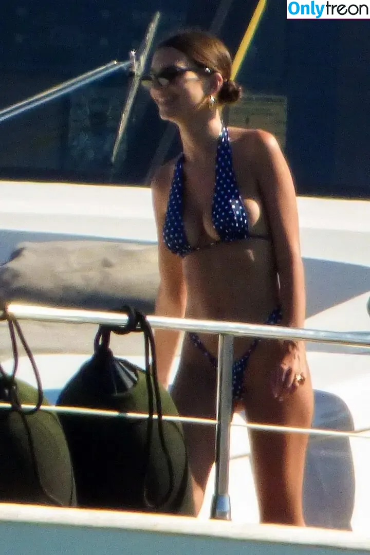 Gigi Hadid nude photo #0816 (GiGiHadid / aaliyahhadid)