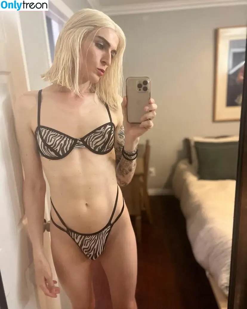 gigifromla nude photo #0004 (gigifromca)