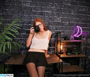 Ginger ASMR / AsmrGinger / GingerASMR / gingerasmrofficial nude photo #0330