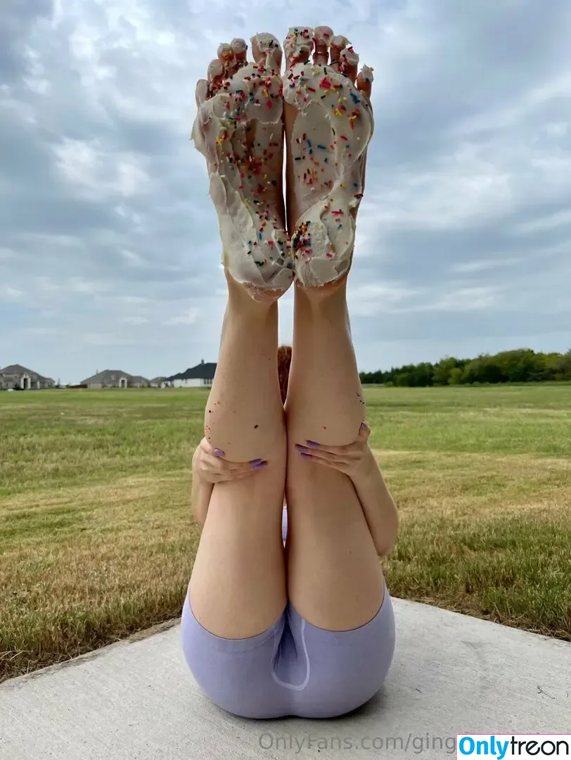 Gingerstoesies nude photo #0124 (gingerstoesies_)