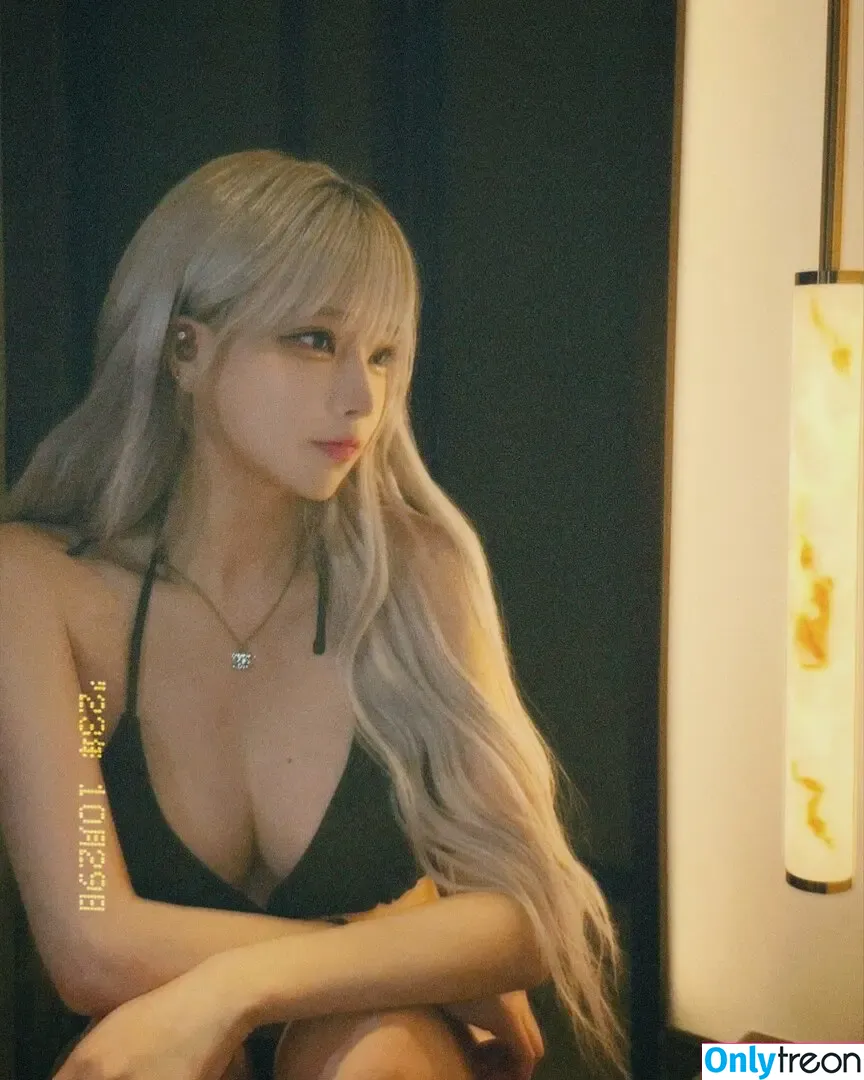 ginis2 nude photo #0012 (gini25 / gini_s2 / gini_s2_ / 오지은)
