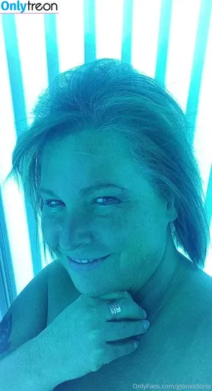  nude photo #0004