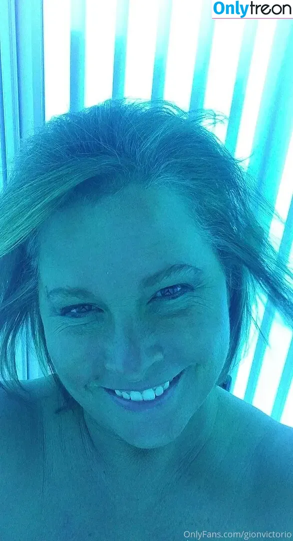 gionvictorio nude photo #0005 (gionvictorio)