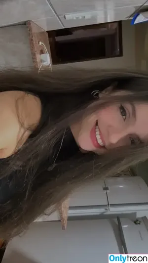 Giovanna Aguiar / giovanna_aguiarr / giovannkfkd nude photo #0001