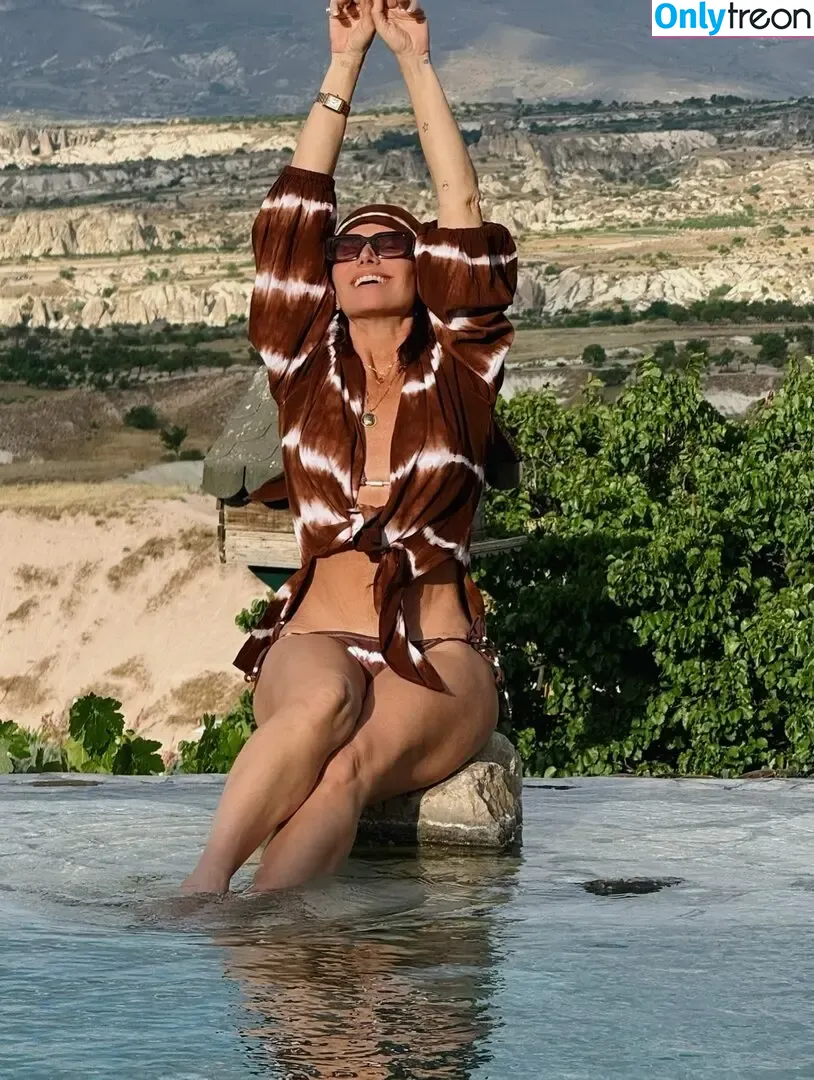 Giovanna Antonelli nude photo #0217 (giovannaantonelli)