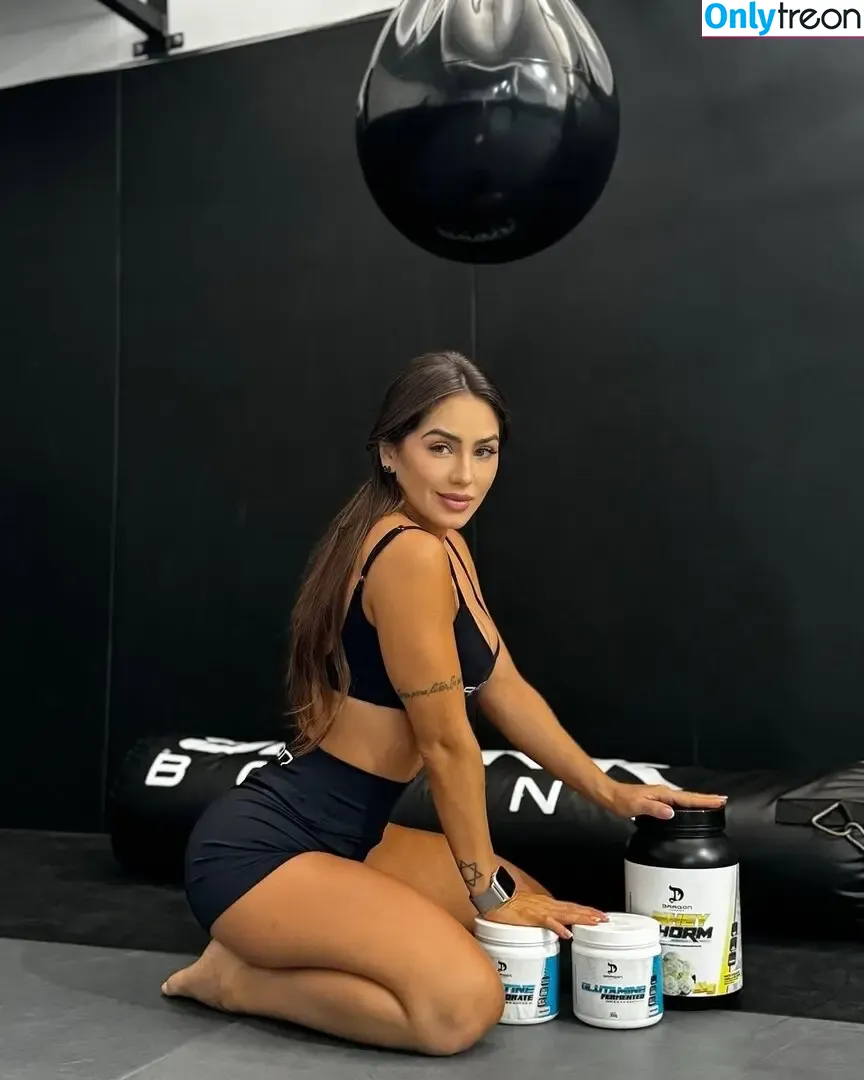 Giovanna Eburneo nude photo #0026 (Giovanna Eburneo)