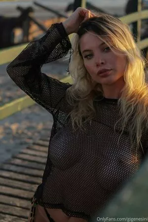 Giovanna Genesini / gigenesini / gigenesini_ nude photo #0101