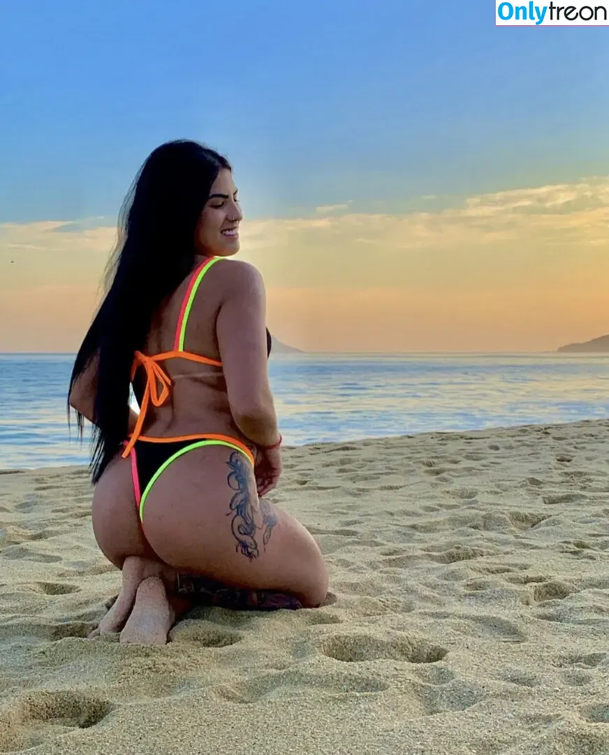 Giovanna Rodrigues nude photo #0002 (_gvrd_ / gvrd_)