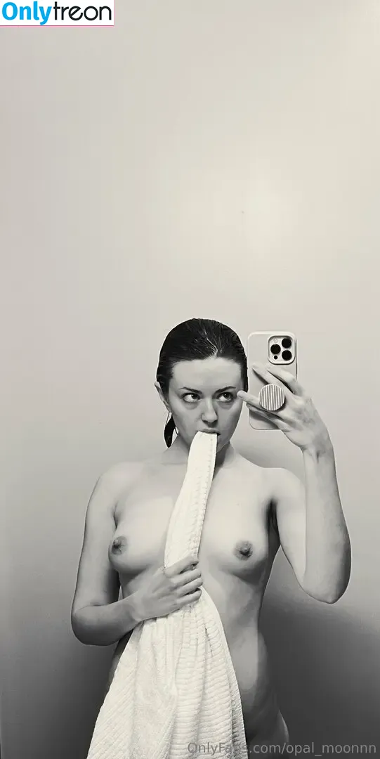 Girl On Cinema nude photo #0651 (girloncinema)