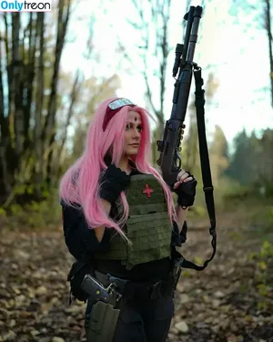 Girls With Guns / Firearms / mia.nicole.23 / wifi_diaries nude photo #0110