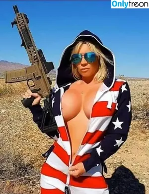 Girls With Guns / Firearms / mia.nicole.23 / wifi_diaries nude photo #0274