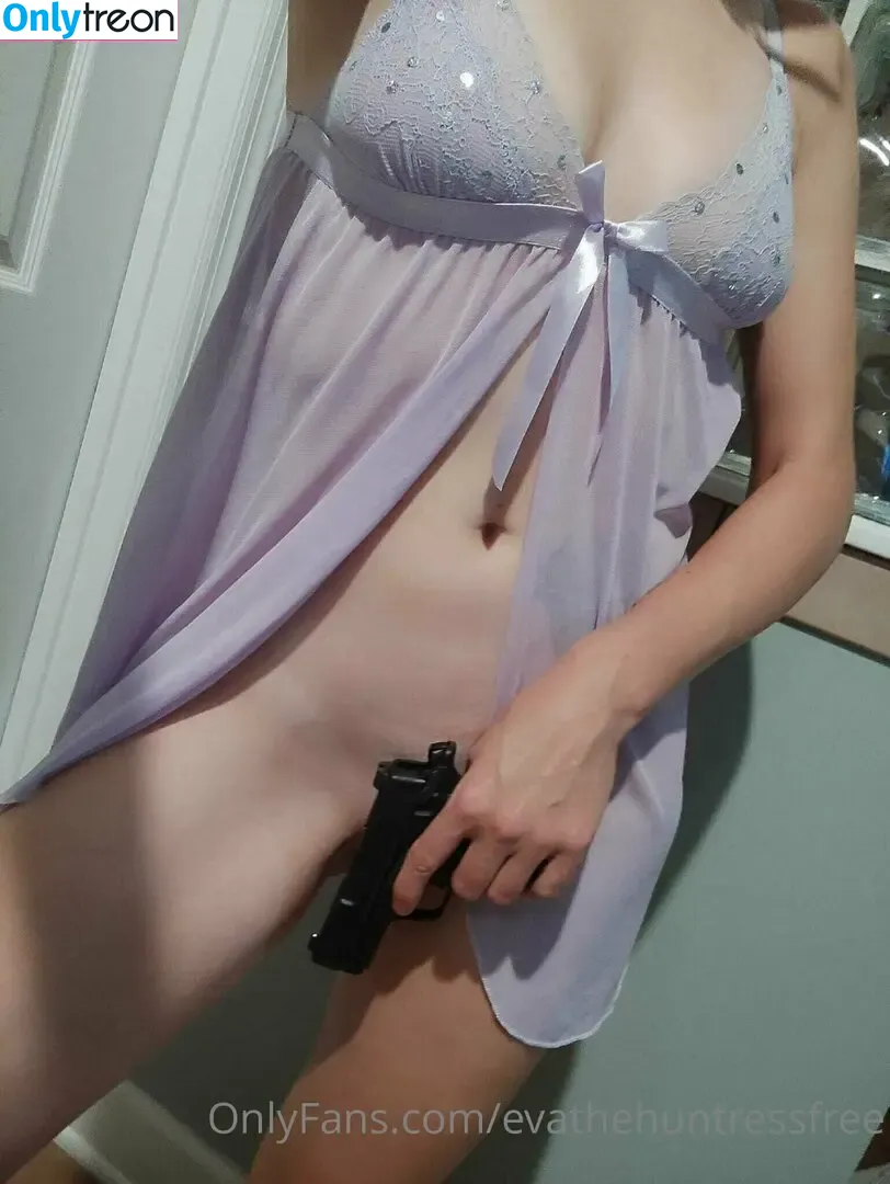 Girls With Guns nude photo #0224 (Firearms / mia.nicole.23 / wifi_diaries)