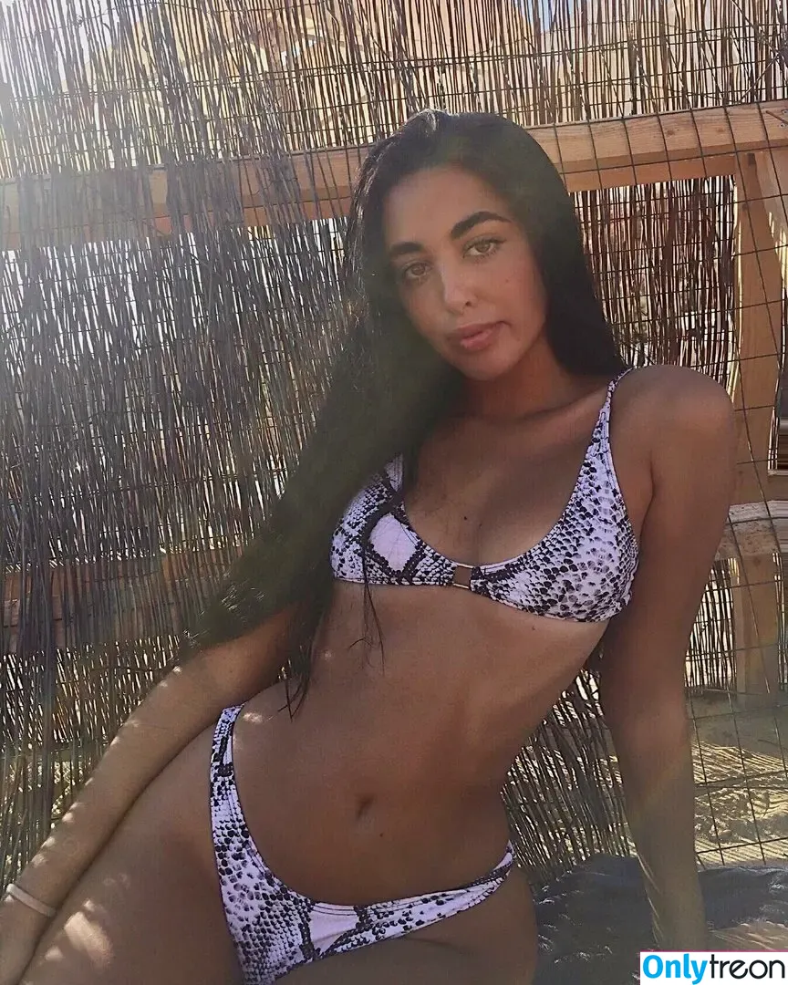 GirlsMalta nude photo #0062 (Maltese hotties / kendra_malta / martinadebono_17)