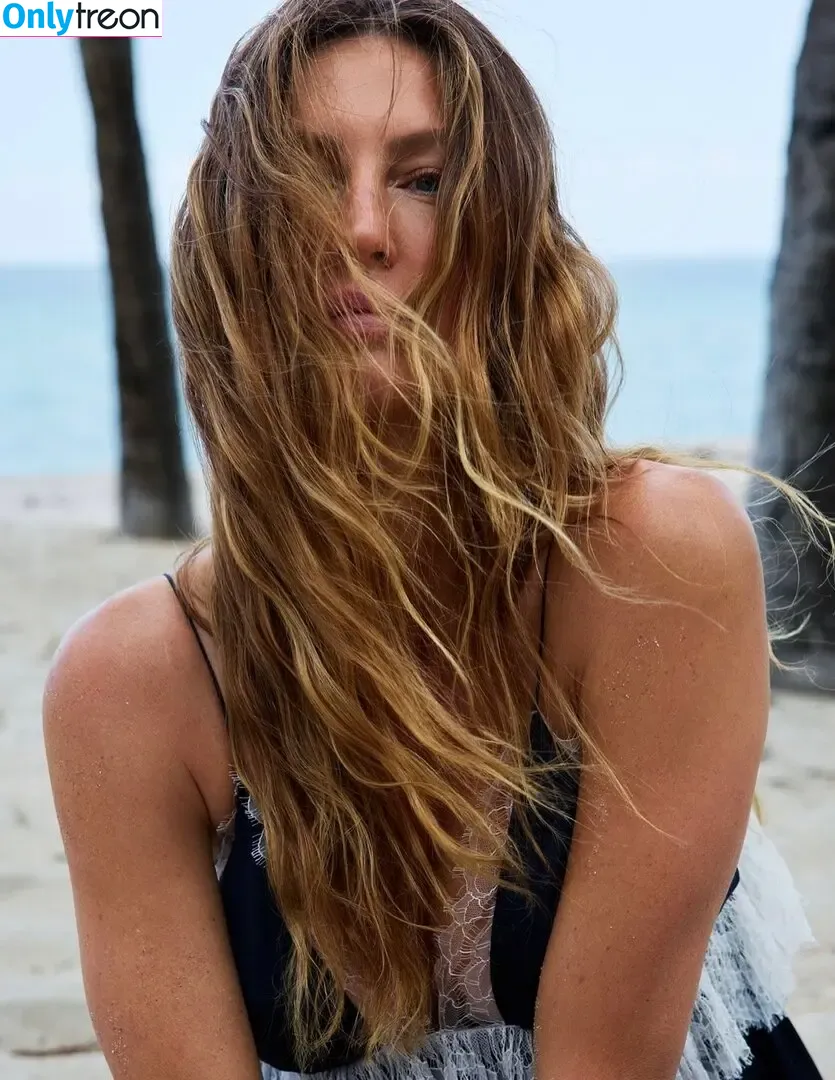 Gisele Bündchen nude photo #0295 (gisele)