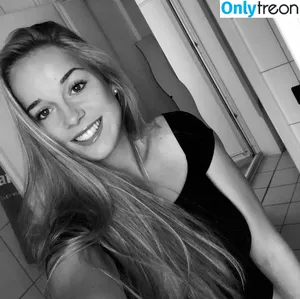 Giulia Gwinn / giuliagwinn nude photo #0022