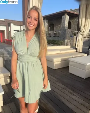 Giulia Gwinn / giuliagwinn nude photo #0031