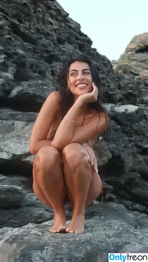 Giulia Salemi / giuliasalemi nude photo #0006