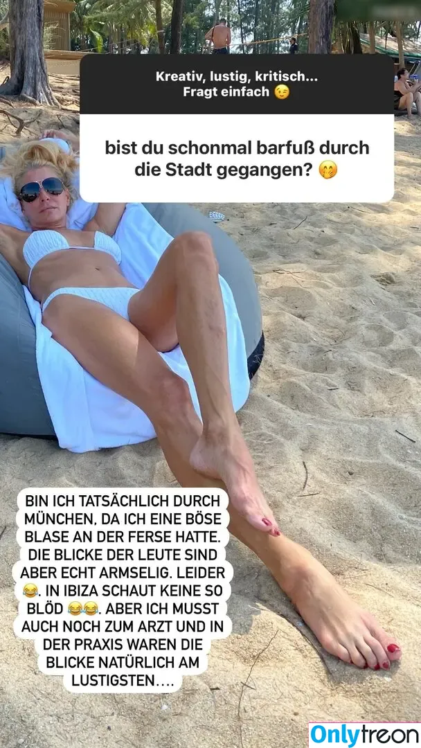 Giulia Siegel nude photo #0164 (giuliasiegel)