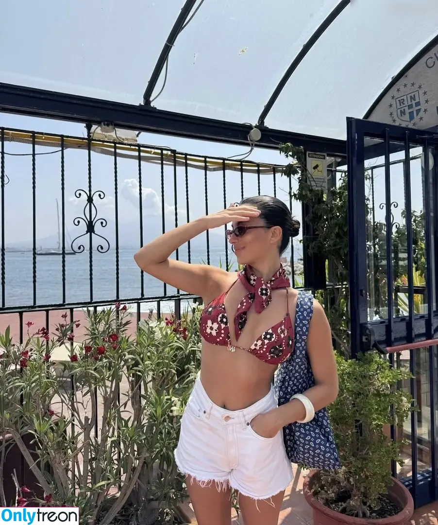 Gizem Emre nude photo #0186 (gizem_xe)