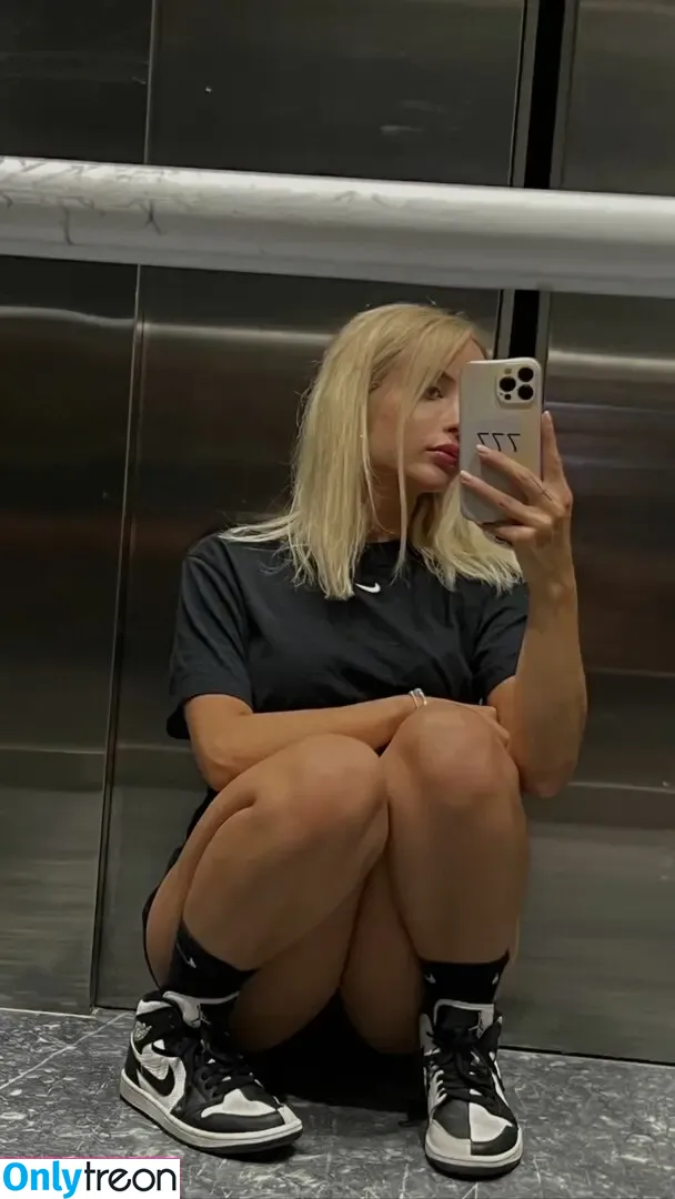 gizemsavagex nude photo #0569 (gizemsavage.x)
