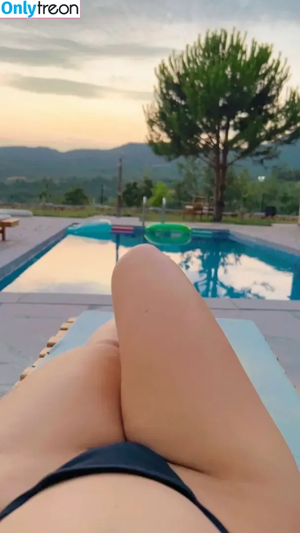 gizemsavagex nude photo #0581 (gizemsavage.x)