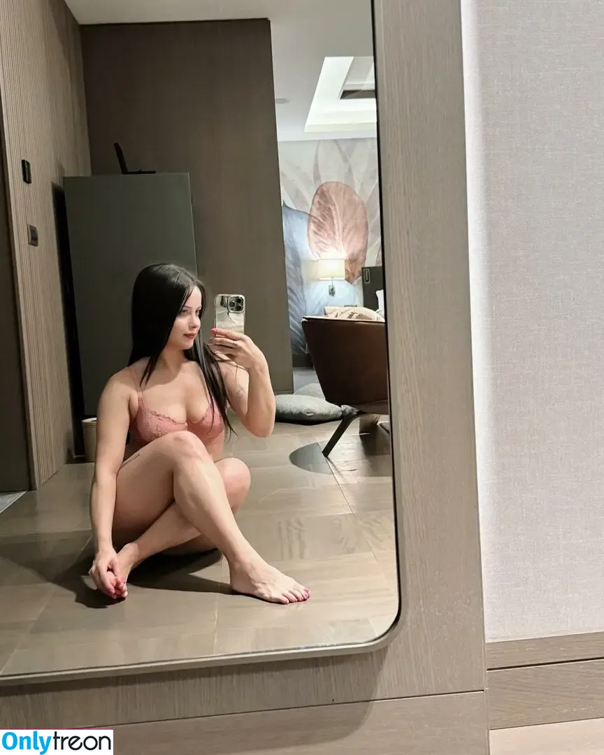 gizemsavagex nude photo #1104 (gizemsavage.x)