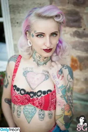 gladycesuicide / Gladyce / gladycefavour nude photo #0578