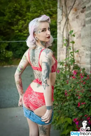 gladycesuicide / Gladyce / gladycefavour nude photo #0580