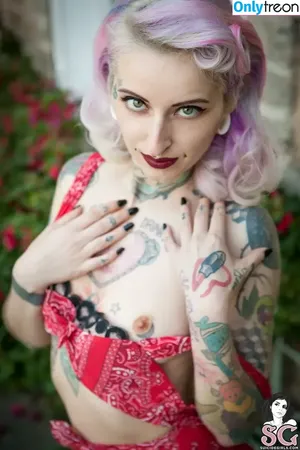 gladycesuicide / Gladyce / gladycefavour nude photo #0584