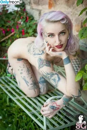 gladycesuicide / Gladyce / gladycefavour nude photo #0603