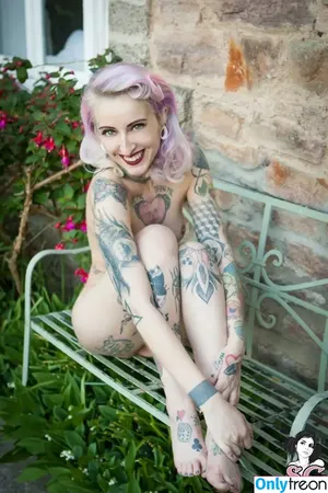 gladycesuicide / Gladyce / gladycefavour nude photo #0608