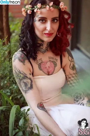 gladycesuicide / Gladyce / gladycefavour nude photo #0707