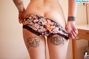 gladycesuicide / Gladyce / gladycefavour nude photo #0731