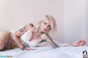 gladycesuicide / Gladyce / gladycefavour nude photo #0921