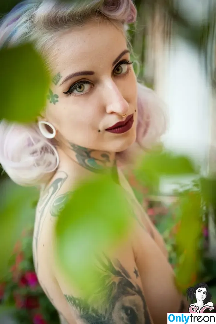 gladycesuicide nude photo #0587 (Gladyce / gladycefavour)