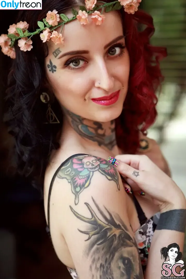 gladycesuicide nude photo #0714 (Gladyce / gladycefavour)