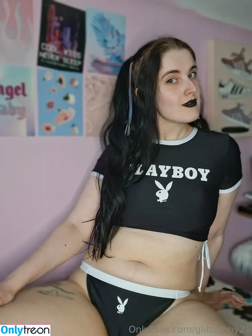 glitterbby21 nude photo #0171 (xxlittlejaydestructionxx)