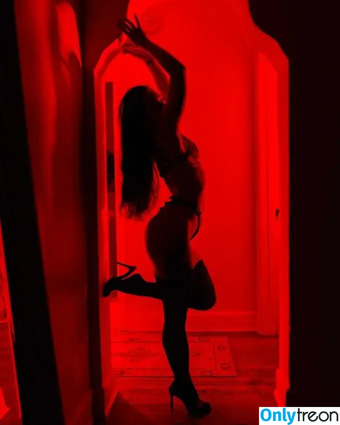 Goddess Athena nude photo #0100 (goddessatheenaa / greekgoddess195)