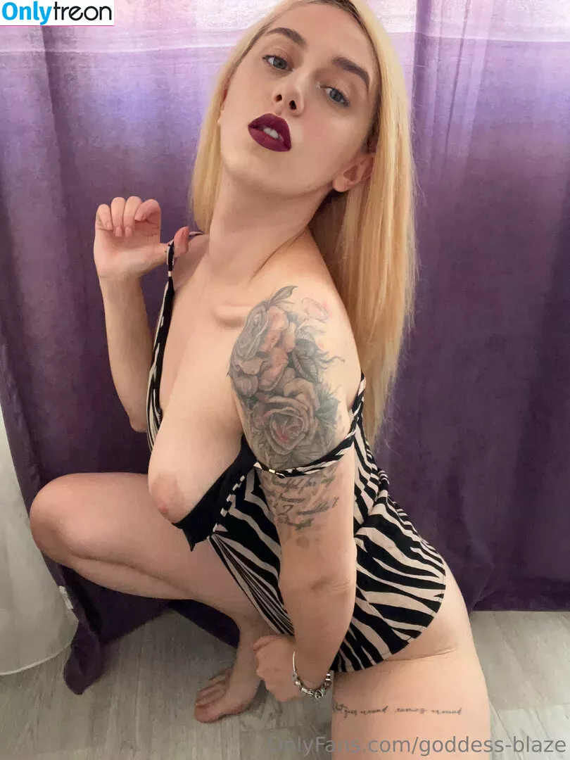 goddess-blaze nude photo #0115 (goddess_blaze_)