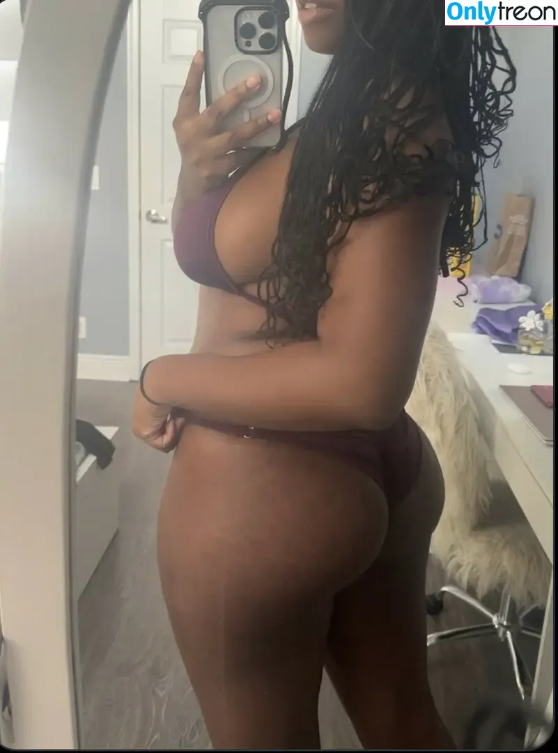 Goddess Ebony nude photo #0003 (bustyebonyz / itseebz)