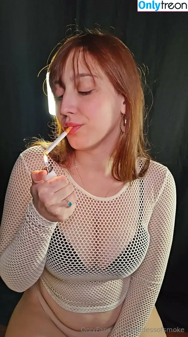 goddessofsmoke nude photo #0131 (goddess__of__smoke)