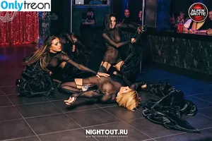 Gogo Stripper / gogo.striper / mogogogo / private show / show in club nude photo #0813
