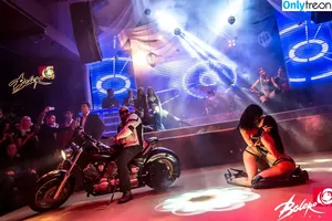 Gogo Stripper / gogo.striper / mogogogo / private show / show in club nude photo #1242