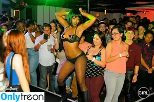 Gogo Stripper / gogo.striper / mogogogo / private show / show in club nude photo #1415