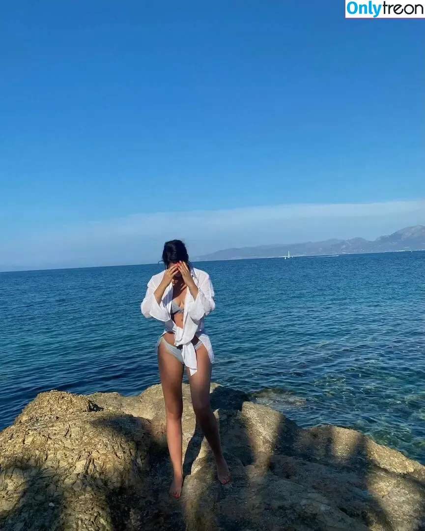 Goldi Halili nude photo #0128 (or_halili)