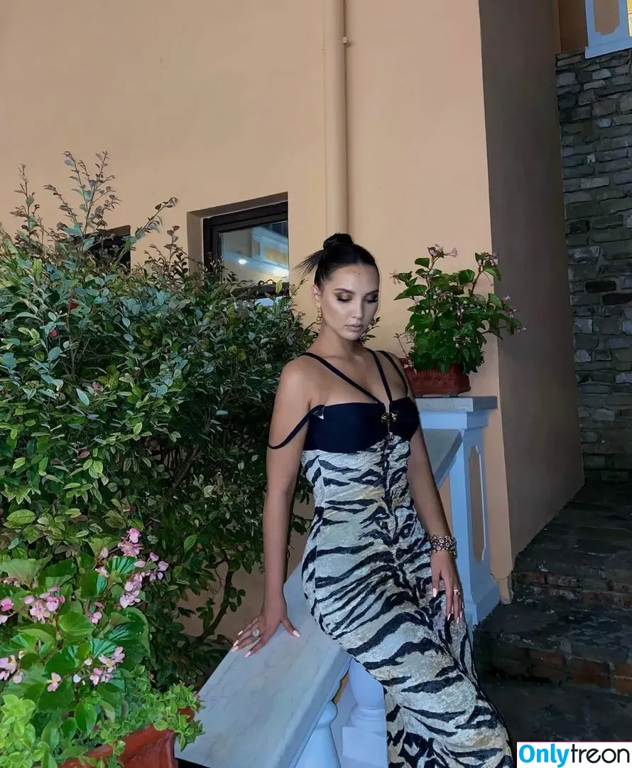 Goldi Halili nude photo #0180 (or_halili)