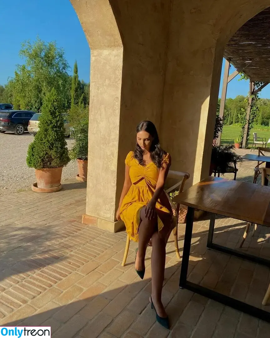 Goldi Halili nude photo #0227 (or_halili)