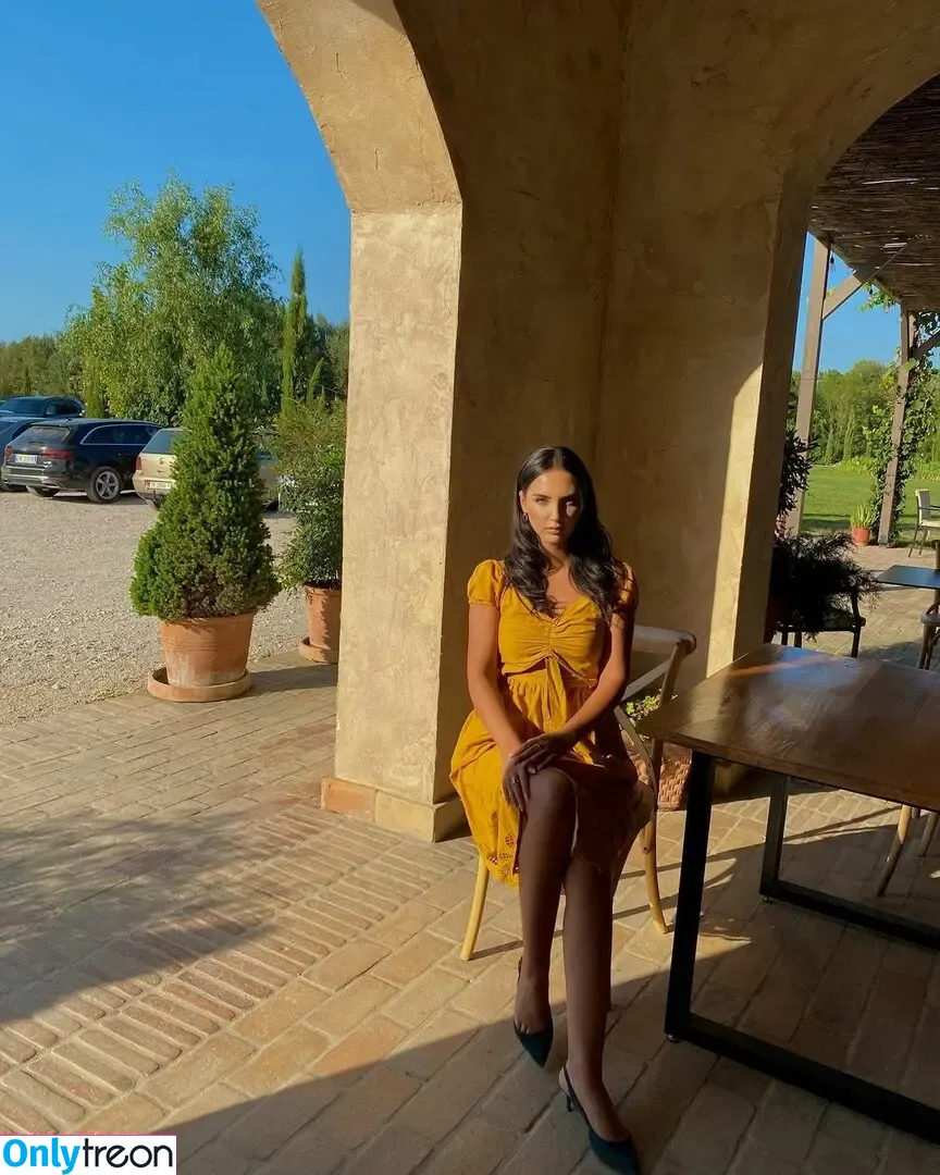 Goldi Halili nude photo #0231 (or_halili)