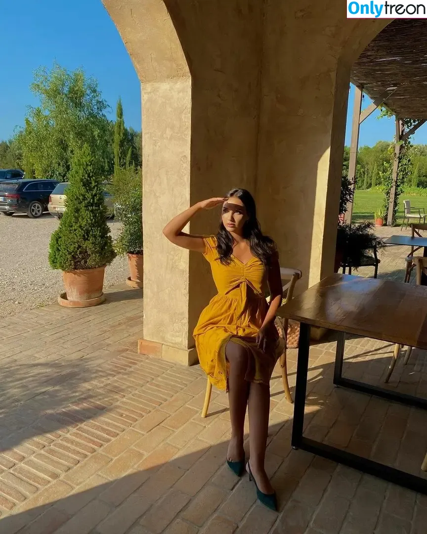 Goldi Halili nude photo #0232 (or_halili)